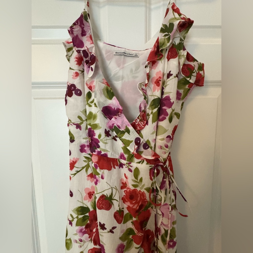 Abercrombie Ruffle Wrap Midi Dress - Picture 3 of 5
